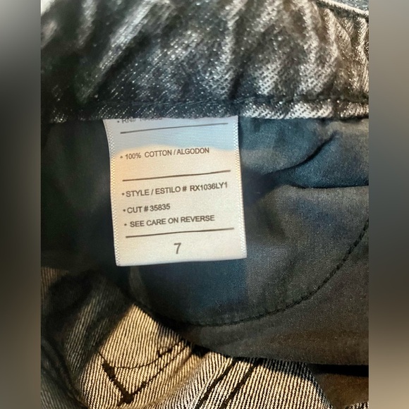 Distressed Black Jeans - Picture 3 of 5